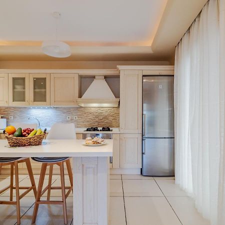 Aura Elegant Apartment Near Garitsa Bay Análipsis Exteriér fotografie