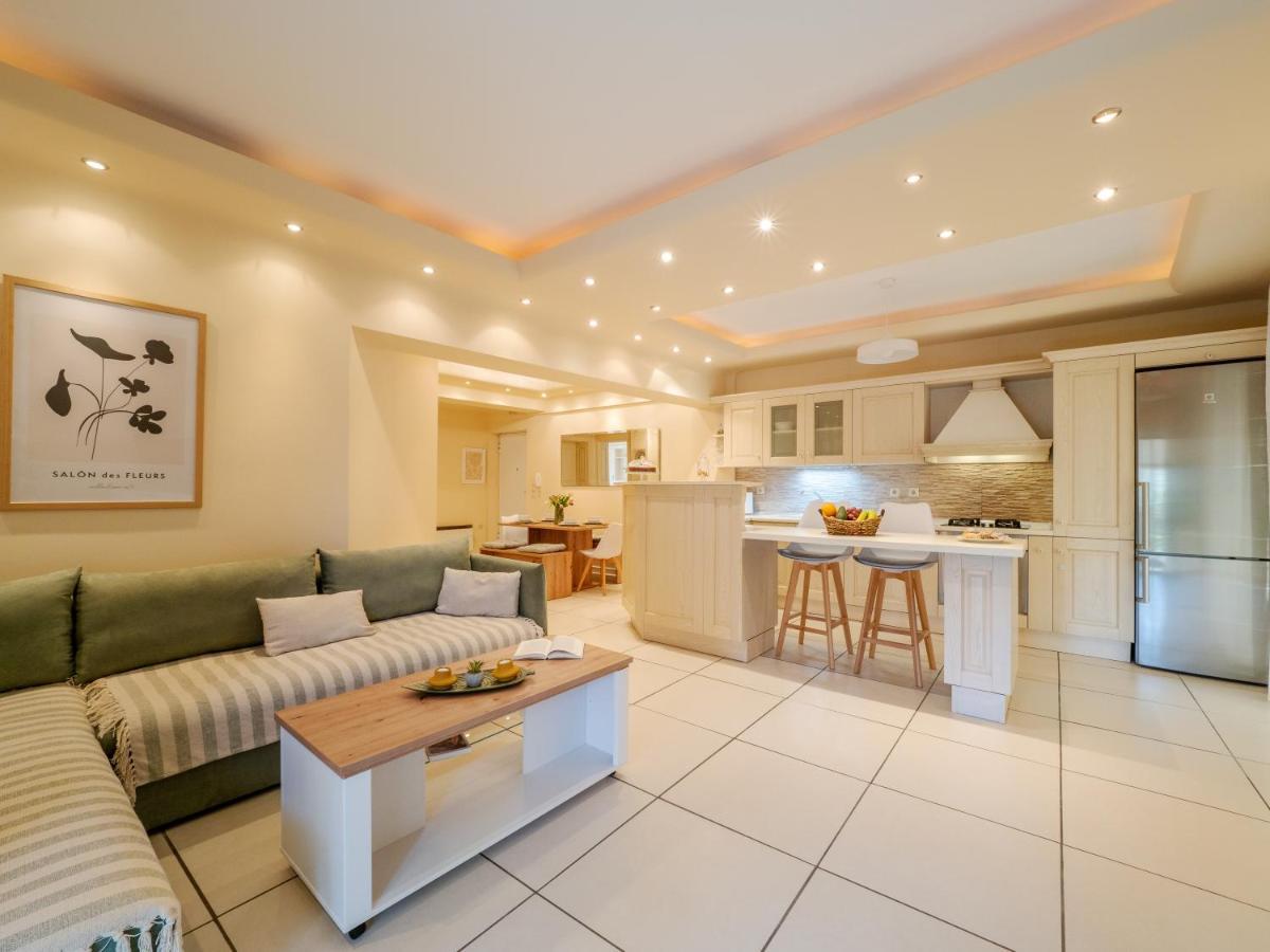 Aura Elegant Apartment Near Garitsa Bay Análipsis Exteriér fotografie